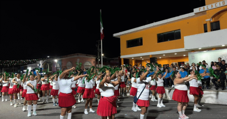 kanasín celebra con gran desfile nocturno el 115 aniversario de la revolución mexicana