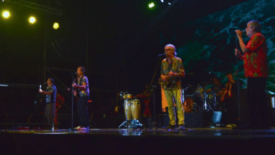 los auténticos decadentes y el gran silencio prenden xmatkuil 2025