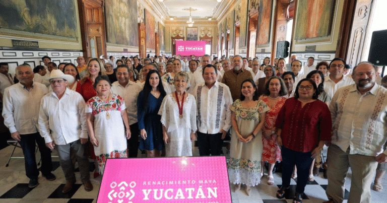 maricarmen pérez recibe la medalla yucatán 2025 por su legado musical y cultural