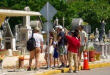 meridanos y turistas abarrotan cementerios