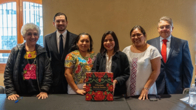 presentan el bordado maya de yucatán patrimonio vivo en original méxico