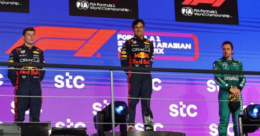 sergio perez confiado en lograr podio 40 en la formula 1 con cadillac 2