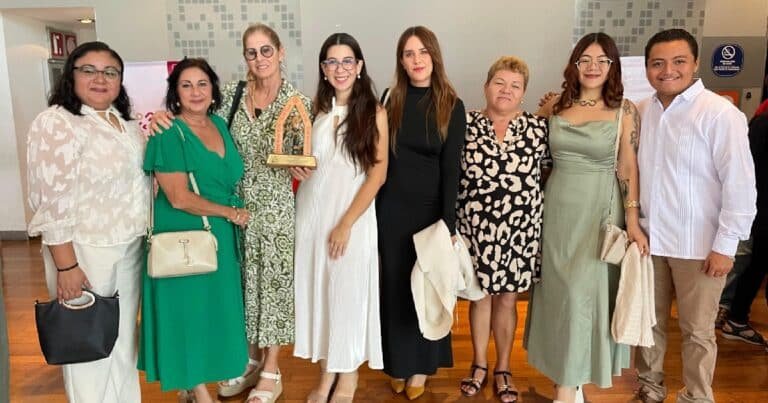 El Momento Social: Reconocen a personas y asociaciones altruistas en Yucatán