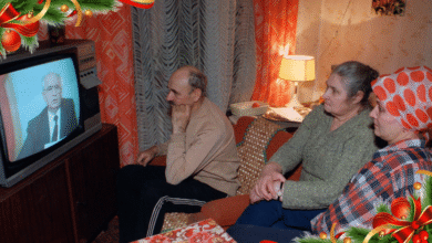 El fin del Imperio Rojo Cuando la URSS se disolvió en plena Navidad de 1991 (Foto por Sergei Kharpukhin)