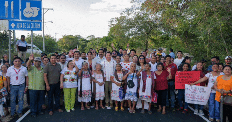 inauguran obras de movilidad y anuncian comedor escolar del dif en tecoh