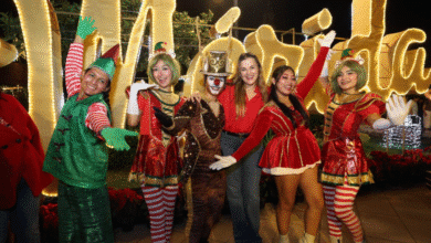 la plaza grande de mérida se ilumina por las fiestas navideñas