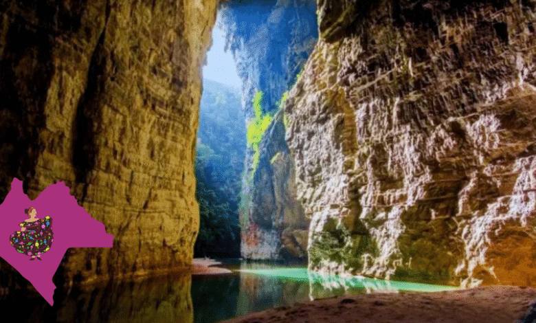 Más allá de la realidad El Arco del Tiempo, el gigante de piedra oculto en la selva de Chiapas (Fotos México Desconocido y Canva)