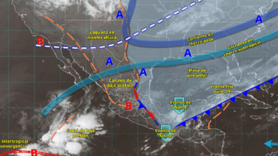 Hoy, el frente núm. 19 se extenderá con características de estacionario sobre la península de Yucatán y el sureste mexicano, ocasionará lluvias puntuales intensas en zonas de Chiapas (norte y este) y Tabasco (sur y sureste); muy fuertes en Veracruz (región Olmeca) y Oaxaca (este), y fuertes en Campeche, Yucatán y Quintana Roo.