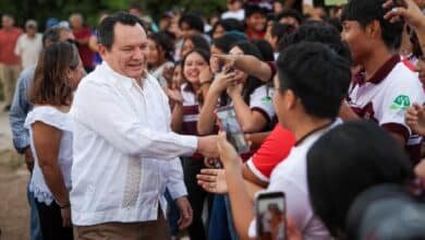 Gobierno del estado renueva campo deportivo de Ticopó