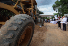 reconstruyen calles en tekal de venegas con el programa bienestar para yucatán