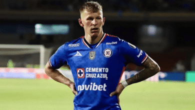 Cruz Azul confirma la salida de Mateusz Bogusz tras un año en la Liga MX