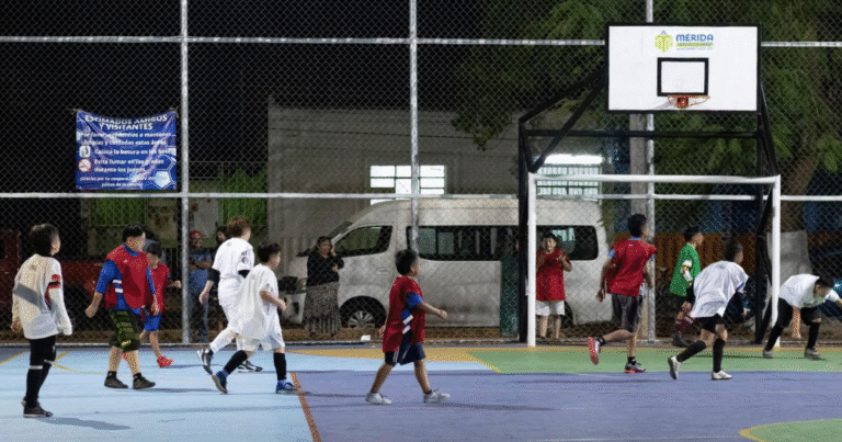 diagnóstico en tekit, alerta por jóvenes solos, falta de contención y consumo de drogas