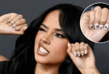 Becky G protesta contra el ICE en los Grammy: Manicura con mensaje político sacude la alfombra roja