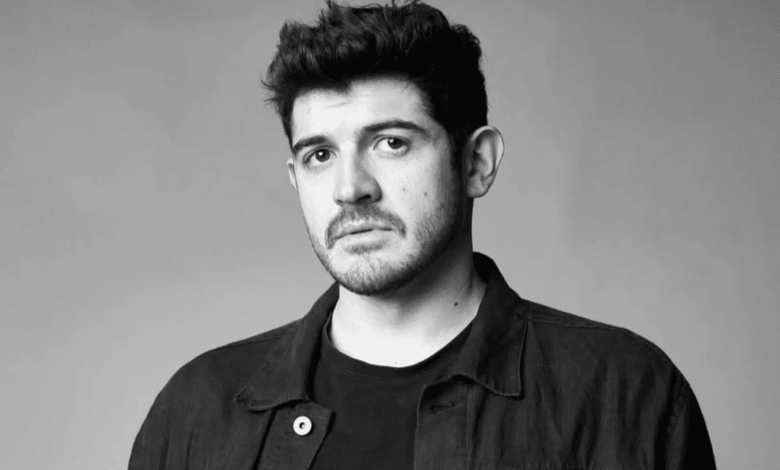 Muere Alexis Ortega, actor y voz de Spider-Man en Marvel