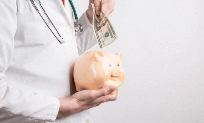 ¿Enfermar cuesta más? Seguros médicos arrancan 2026 con alzas de hasta 40%