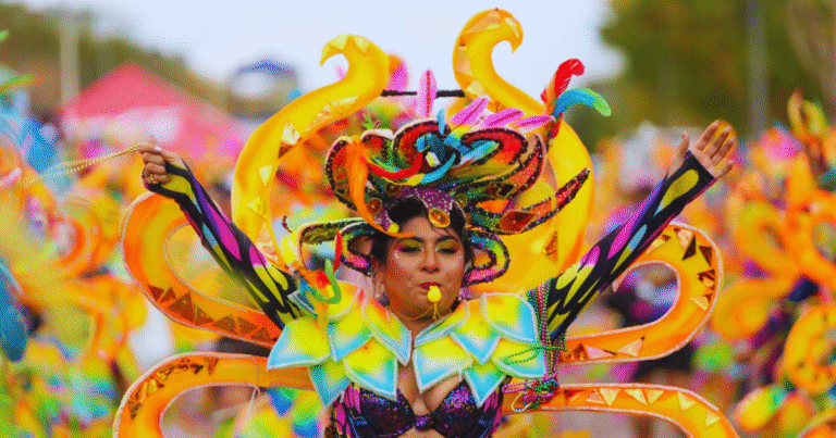 casi 250 mil personas disfrutan un carnaval seguro y en paz en ciudad carnaval