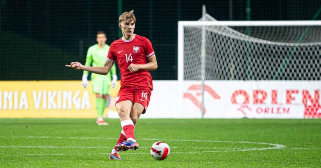 chelsea lucha por fichaje de joven polaco kacper potulski 2