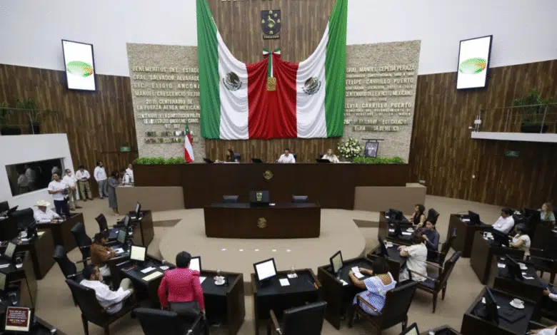 congreso del estado entregan el reconocimiento “diputado profesor pánfilo novelo martín” al mtro. josé luis quintal catzín