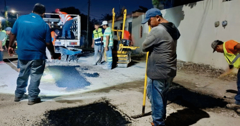 edwin bojórquez ramírez duplica esfuerzos en kanasín con brigadas de bacheo nocturno