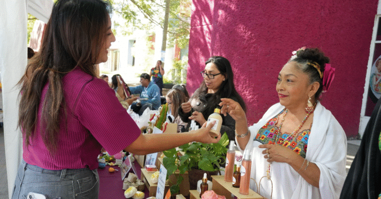 impulsan el emprendimiento femenino con feria artesanal del mayab