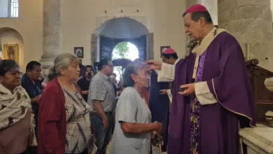 inicia la cuaresma con multitudinaria participación en la catedral de mérida