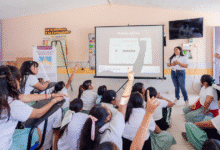 Más de 900 estudiantes celebran el 11F con ciencia