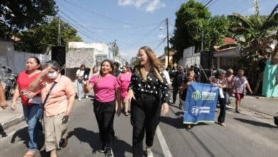 Cecilia Patrón entrega repavimentación en el Centro