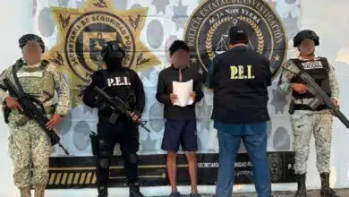 El detenido fue puesto a disposición de un Juez de Control para iniciar su proceso legal.