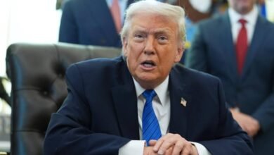 Donald Trump dice que ya es demasiado tarde para dialogar con Irán. Imagen: Los Angeles Times.