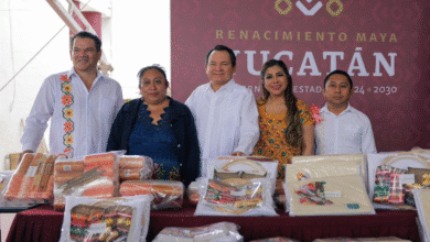 Artesanas y artesanos de Yucatán reciben impulso con programa Reactívate (Foto de Gobierno de Yucatán)