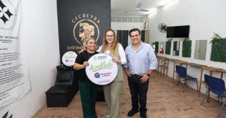 mujeres meridanas fortalecen su economía con créditos municipales
