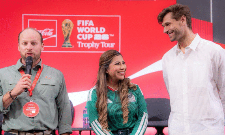 niñas y niños de casa otoch conocen trofeo del mundial fifa 2026 en mérida