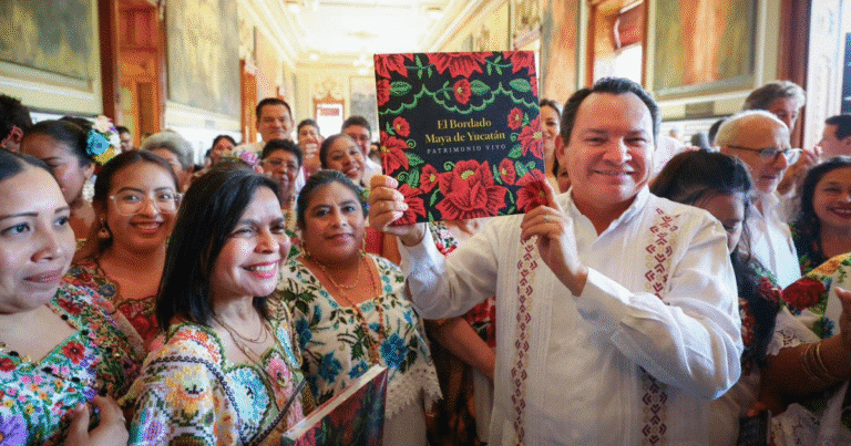 presentan libro sobre bordado maya para impulsar su reconocimiento ante la unesco