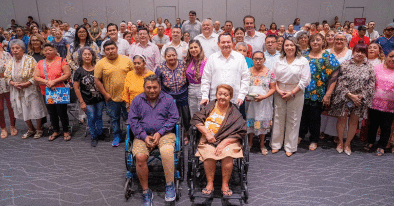 entregan más de 300 apoyos funcionales para mejorar la calidad de vida en yucatán