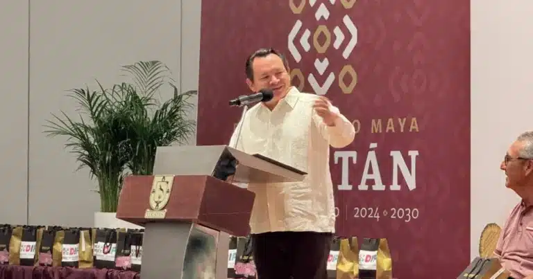 Gobierno de Yucatán entrega 208 auxiliares auditivos para fortalecer la inclusión social