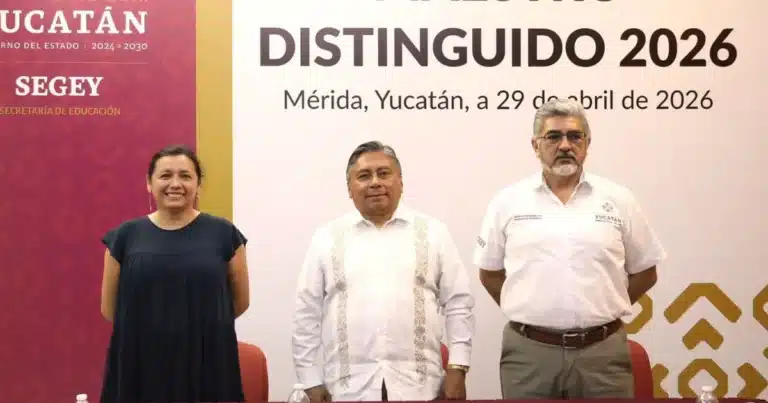 nombran a roger hervé aguilar salazar como maestro distinguido 2026 en yucatán