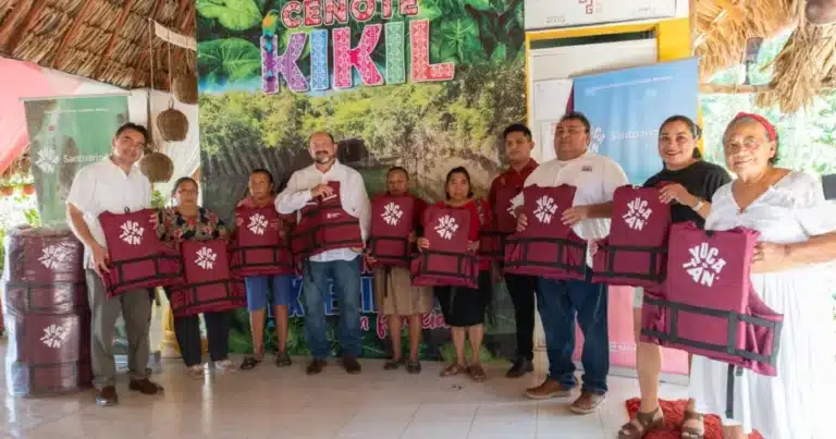 refuerzan seguridad turística en río lagartos con entrega de más de 500 chalecos salvavidas