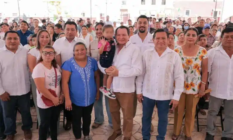 rehabilitan parques en baca con inversión de 2.4 mdp (1)