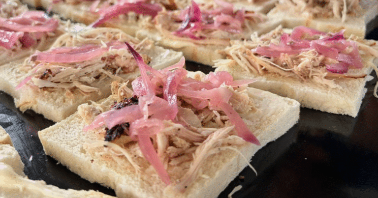 sándwiches de escabeche el sabor tradicional de las fiestas familiares en yucatán