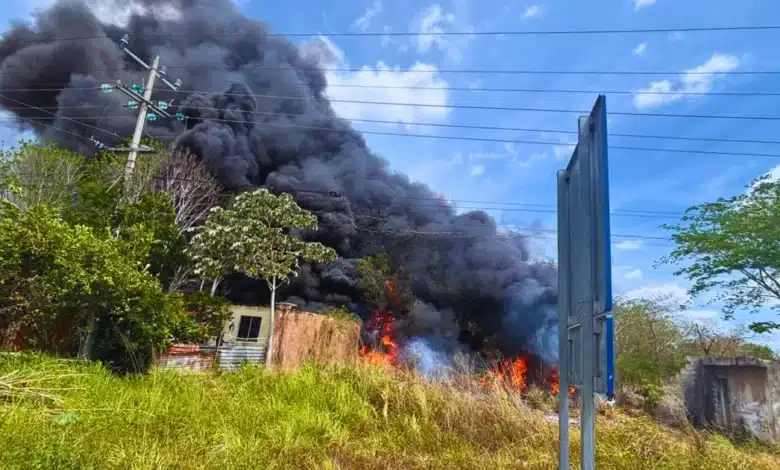 detienen a hombre tras incendio intencional controlado en kanasín