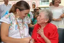 Cecilia Patrón celebra a las madres meridanas y reconoce su papel como pilar de las familias (Foto de cortesía)