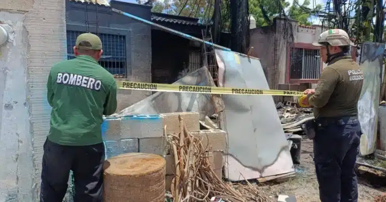 incendio por quema de basura moviliza a bomberos en kanasín