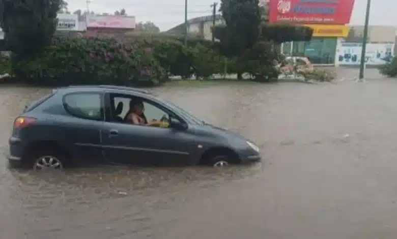 intensas lluvias en yucatán aumentan riesgo de perder placas de autos y motos en calles inundadas