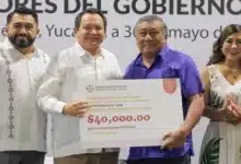 más de 600 servidores públicos reciben estímulos por antigüedad en yucatán