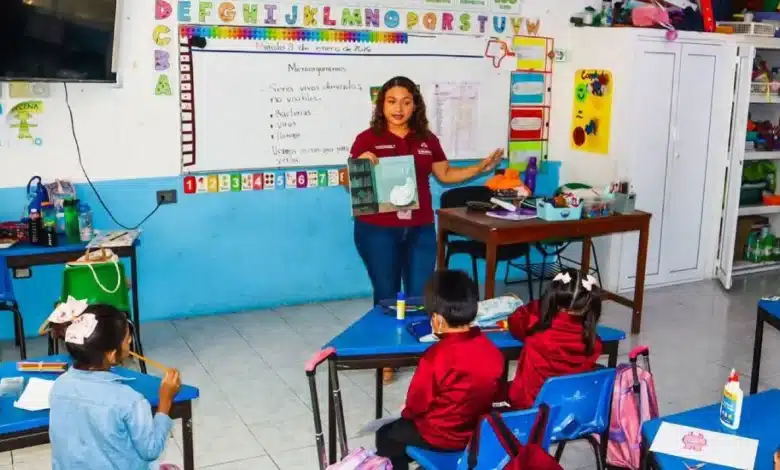 Del gis a la inteligencia artificial: así están cambiando los maestros y las aulas en Yucatán