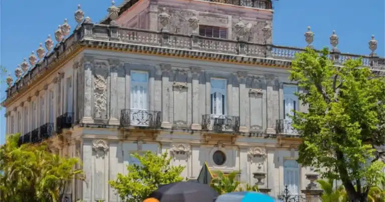 turismo impulsa crecimiento de visitantes en mérida durante 2026