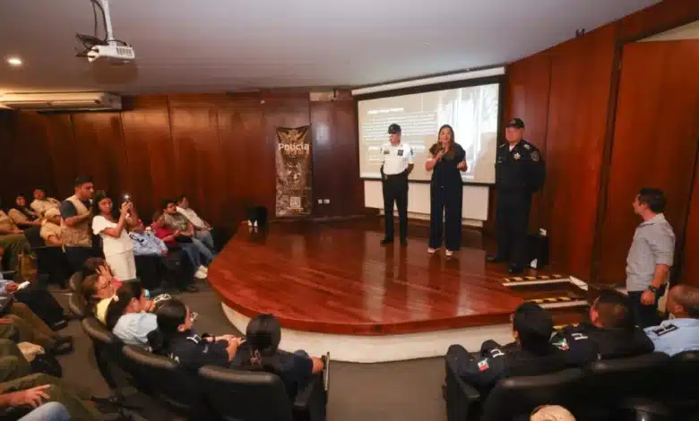 capacitan a 250 policías para reforzar la seguridad en mérida
