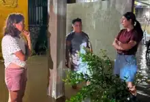clara rosales coordina apoyo en colonias afectadas por las lluvias en el sur de mérida