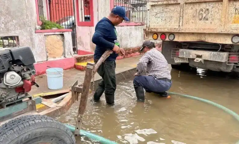 continúa el ayuntamiento con apoyo a viviendas afectadas por inundaciones