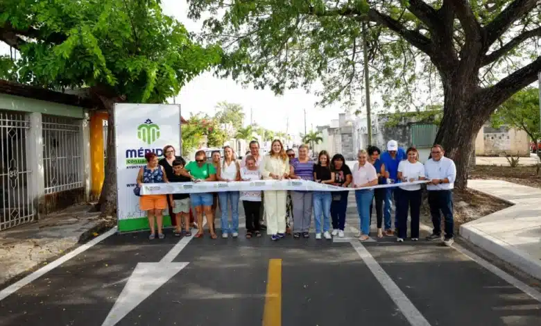 Cecilia Patrón entrega calles repavimentadas en Brisas del Norte (Foto de cortesía)